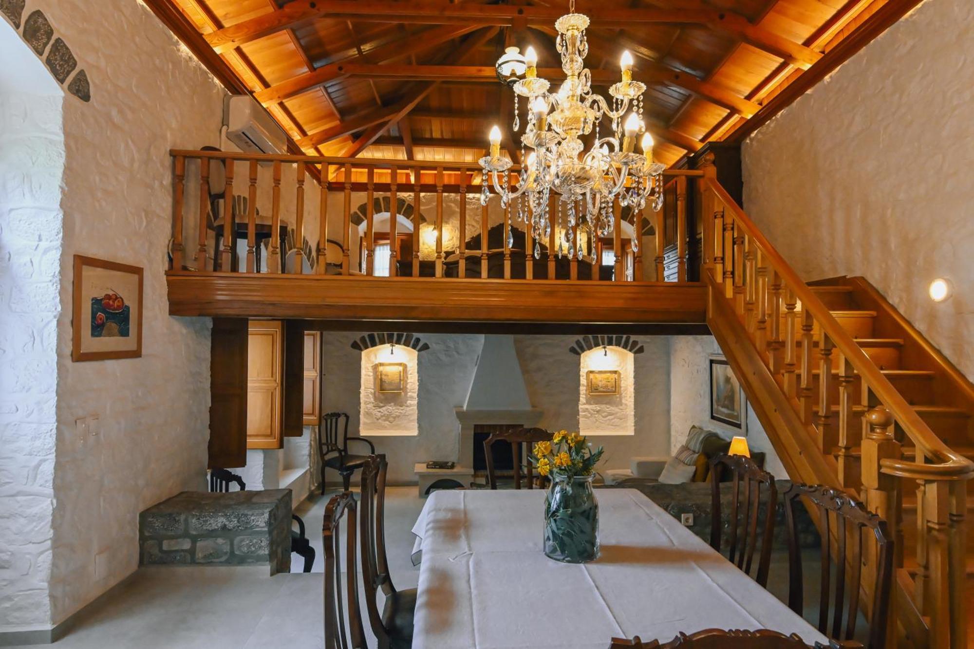 Mansion Eugenie Villa Hydra  Exterior photo